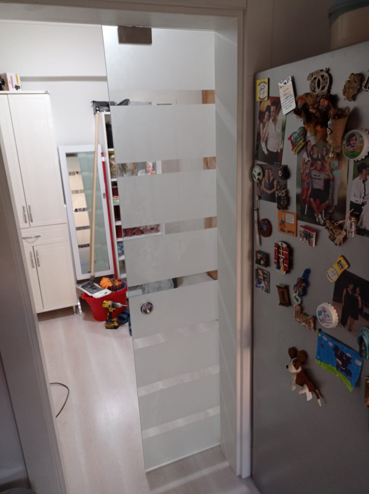 �A�LAR BEY �AYYOLU - S�RG�L� CAM KAPI