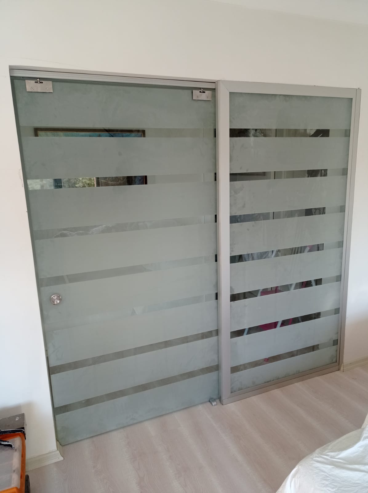 �A�LAR BEY �AYYOLU - S�RG�L� CAM KAPI